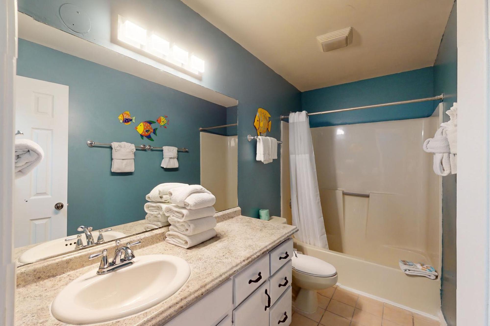 Front Retreat C Apartment *